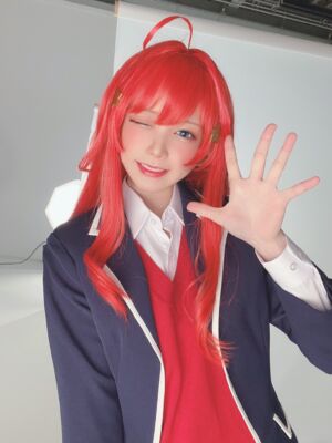 livejupiter 1624580095 2805 300x400 - 【画像】 コスプレイヤーのえなこさん、これをクールビズと言い張ってしまう