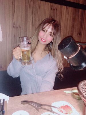 livejupiter 1593237424 1301 300x400 - 【画像】 パチ屋の女スタッフがえっちすぎるｗｗｗｗｗｗｗ