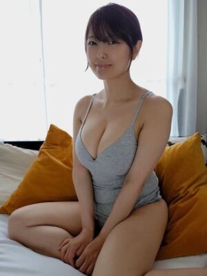 news4vip 1670637266 101 300x400 - 【画像】 この38歳のおばさんとセックスできる？