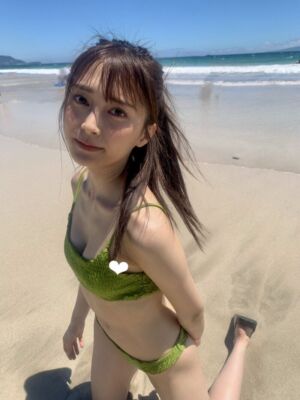 livejupiter 1630111515 101 300x400 - 【画像】 リアルの貧乳女子ってこんなもんだぞ？貧乳マニアは目を覚ませ