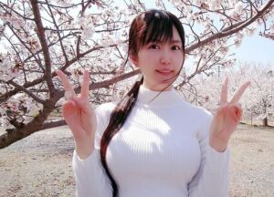 news4vip 1714443215 2303 300x216 - 【画像】 Gカップ声優、さすがにデカすぎる