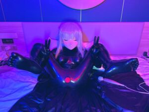 news4vip 1693174928 1306 300x225 - 【画像】 コスプレイヤーさん、進化を遂げてしまう