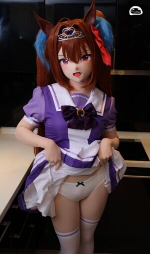 news4vip 1693174928 2603 300x509 - 【画像】 コスプレイヤーさん、進化を遂げてしまう