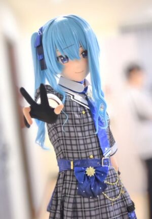 news4vip 1693174928 2604 300x432 - 【画像】 コスプレイヤーさん、進化を遂げてしまう