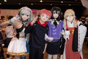 news4vip 1693174928 2607 300x200 - 【画像】 コスプレイヤーさん、進化を遂げてしまう