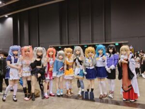 news4vip 1693174928 2608 300x225 - 【画像】 コスプレイヤーさん、進化を遂げてしまう