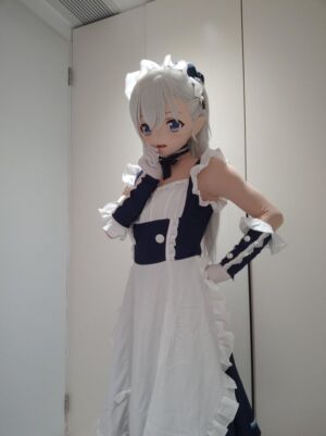 news4vip 1693174928 2611 300x401 - 【画像】 コスプレイヤーさん、進化を遂げてしまう